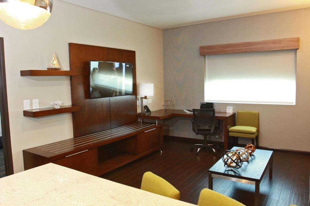 Holiday Inn Express & Suites Mexicali By Ihg Dış mekan fotoğraf